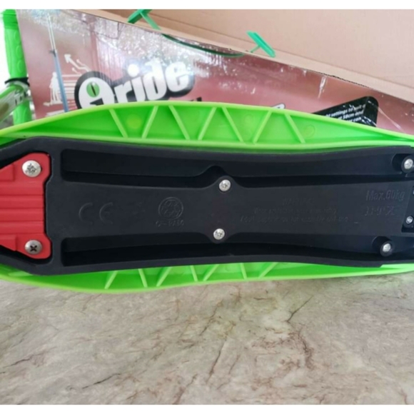 New Maxi Junior Kickboard Scooter - Picture 5 of 14